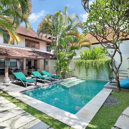 Super Value 4 Bedroom, Walk To Bintang Supermarket Seminyak Extérieur photo