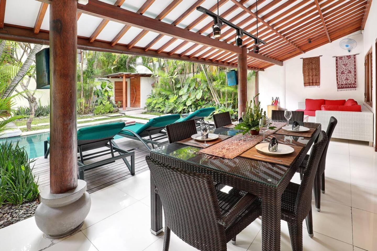 Super Value 4 Bedroom, Walk To Bintang Supermarket Seminyak Extérieur photo