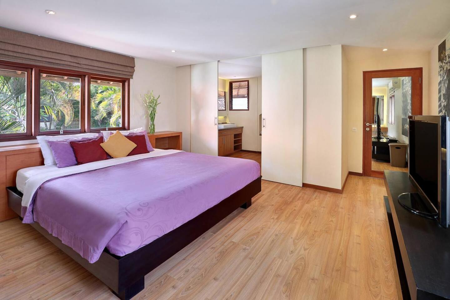 Super Value 4 Bedroom, Walk To Bintang Supermarket Seminyak Extérieur photo